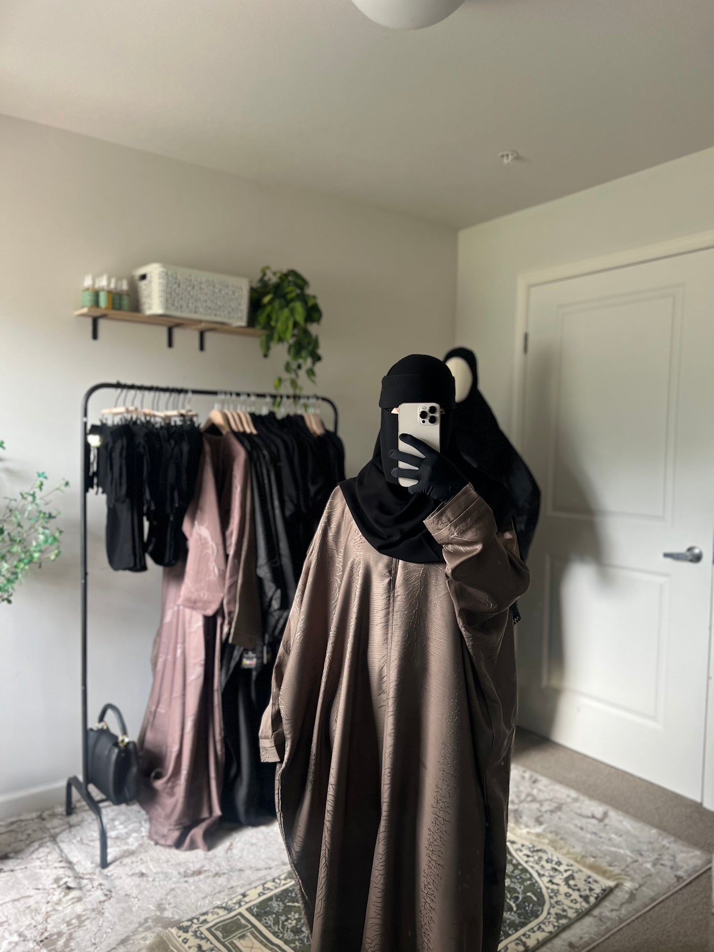 Bisht style saudi open abaya