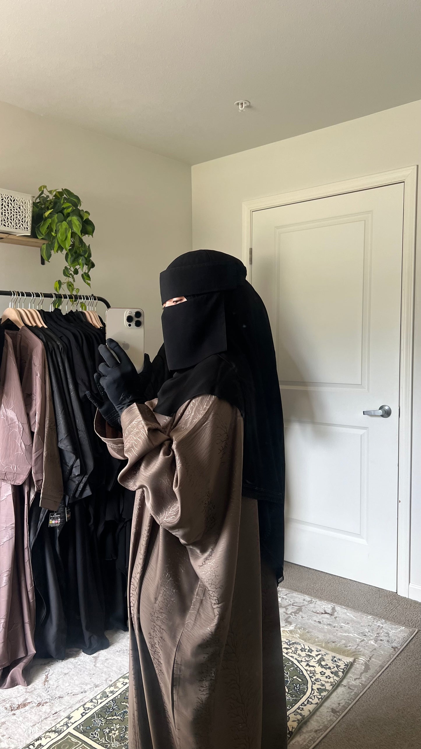 Bisht style saudi open abaya