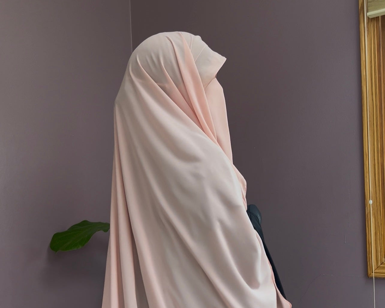 XL - round long elastic hijab + matching half niqab