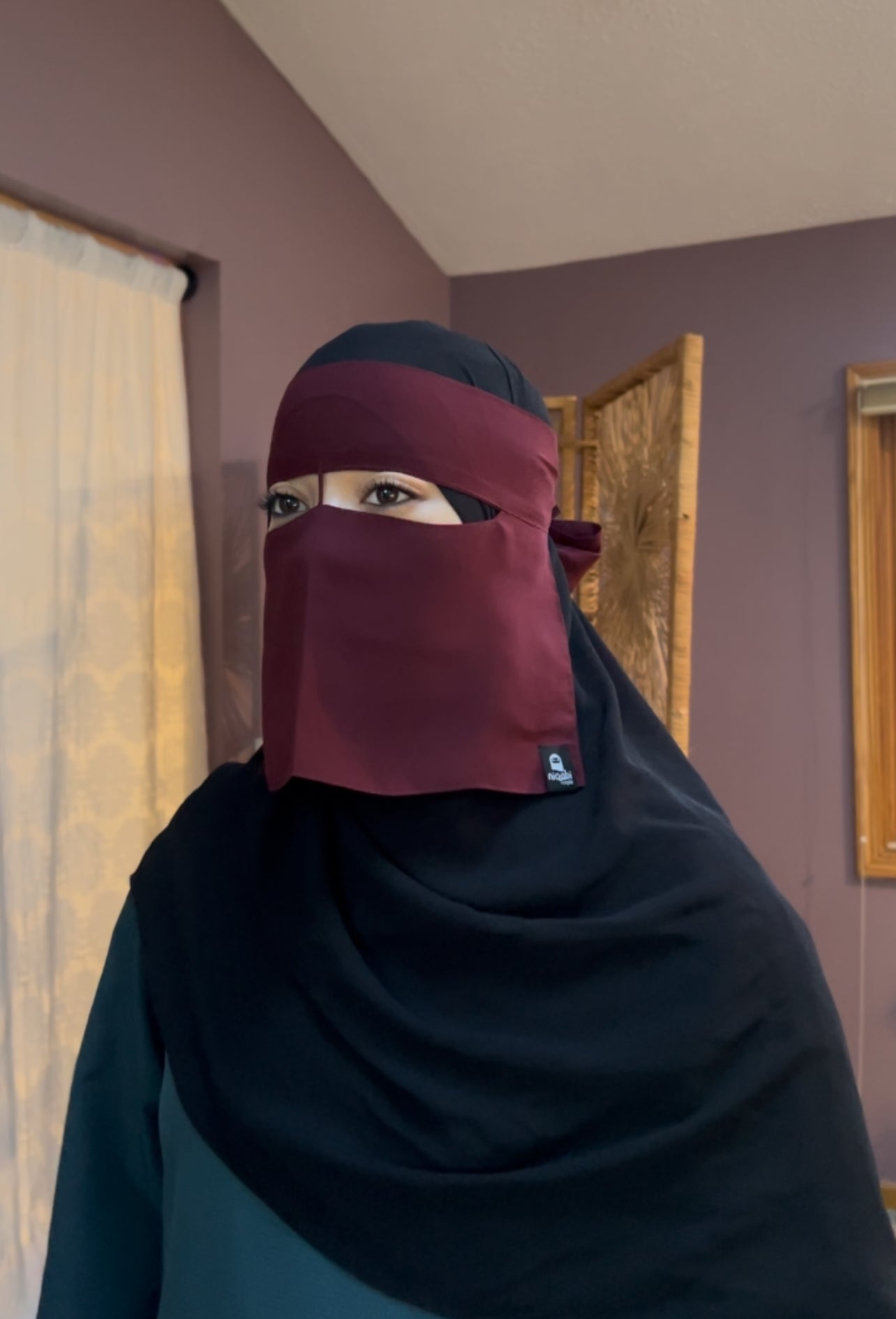 shortie niqab with nose string