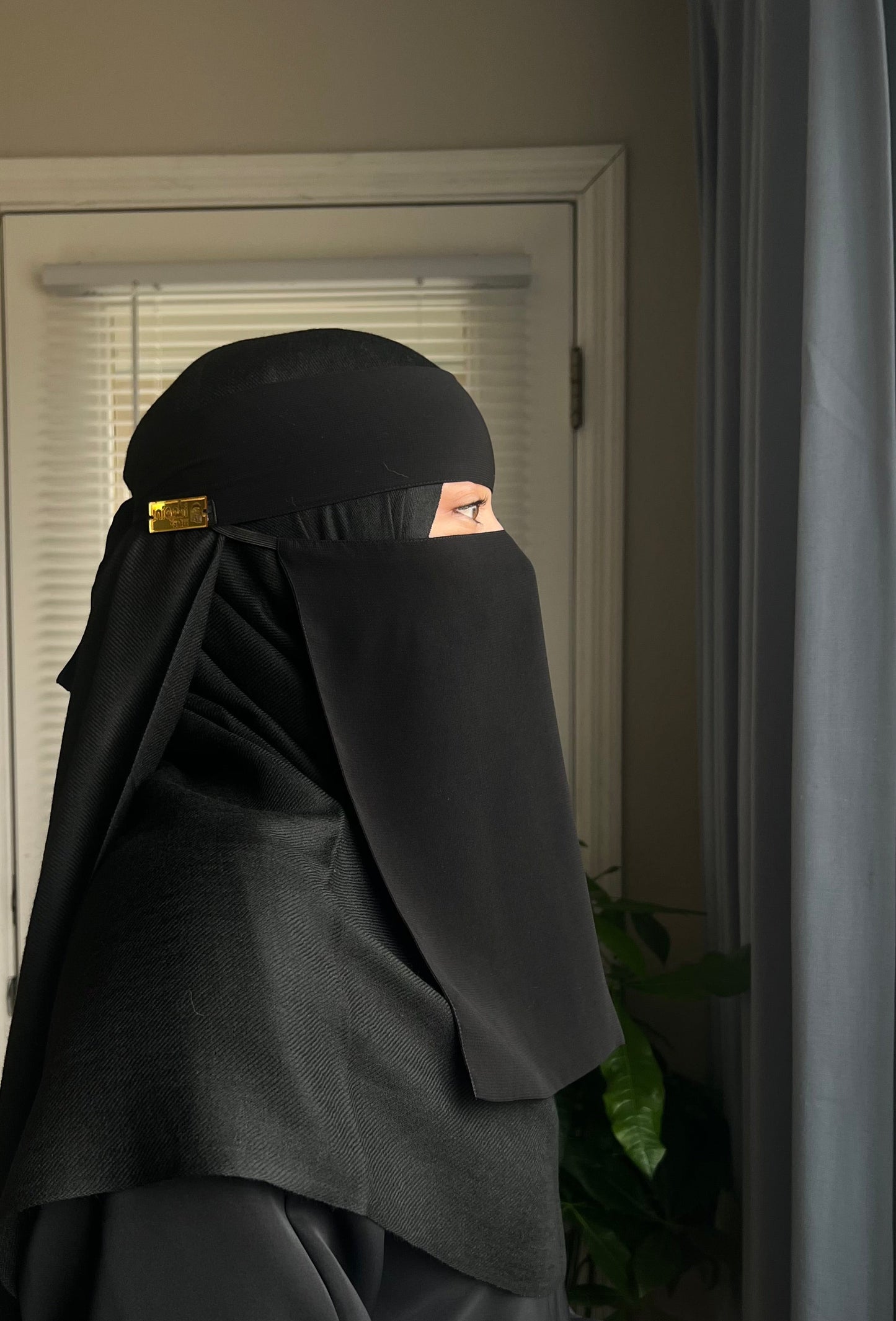 soft band Niqab (gold logo slanted elastic band)